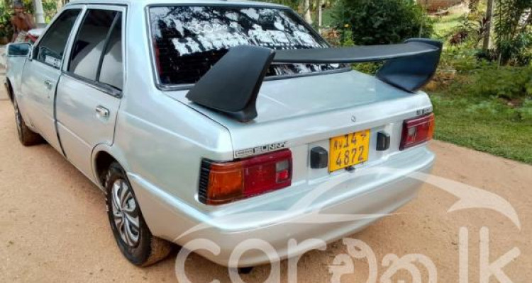 NISSAN SUNNY 1987