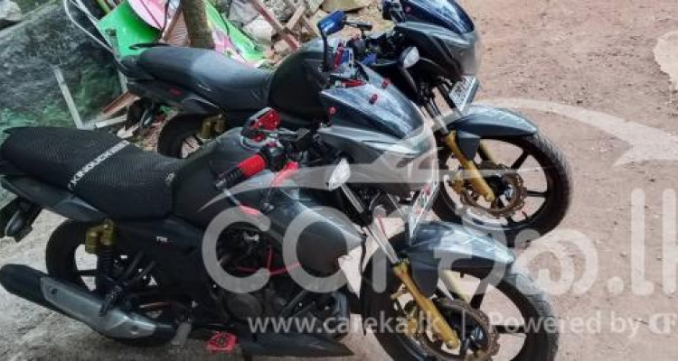 TVS APACHE 2015