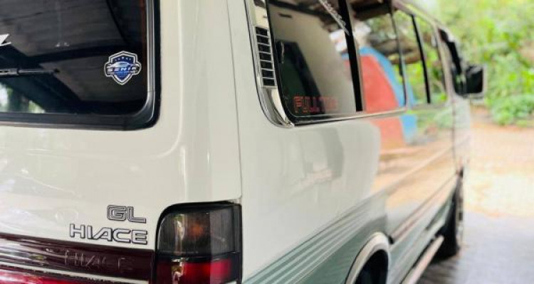 TOYOTA HIACE 1992