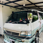 TOYOTA HIACE 1992