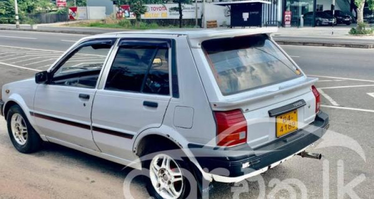 TOYOTA STARLET 1990
