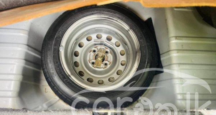 MITSUBISHI LANCER CS1 2002