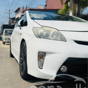 TOYOTA PRIUS 2011