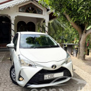 TOYOTA VITZ 2018