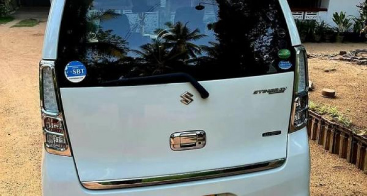 SUZUKI WAGON R STINGRAY 2014