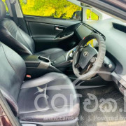 TOYOTA PRIUS 2013