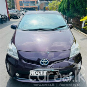 TOYOTA PRIUS 2013