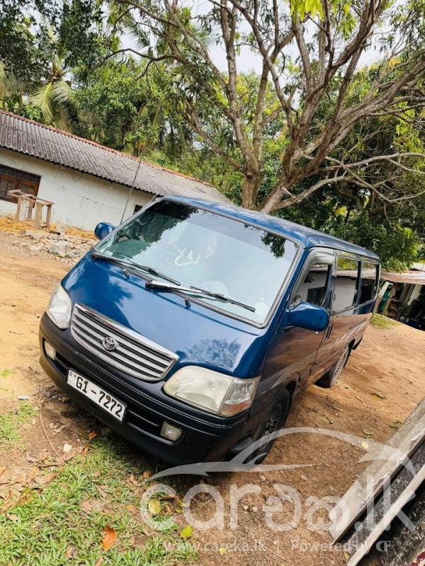 TOYOTA DOLPHIN 2000