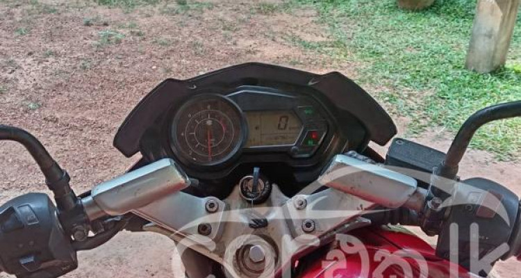BAJAJ PULSAR 135 2012