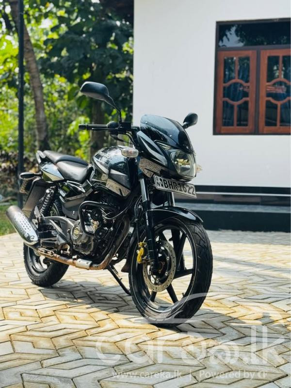 BAJAJ PULSAR 150 2018