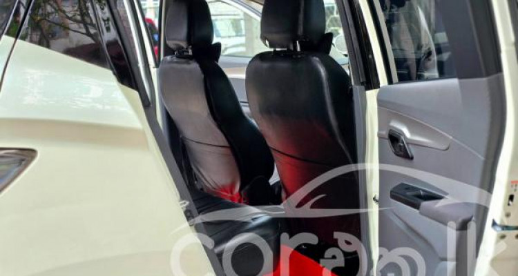 MAHINDRA KUV100 2020