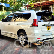 TOYOTA LAND CRUISER PRADO 150 2015