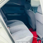 NISSAN BLUEBIRD 1996