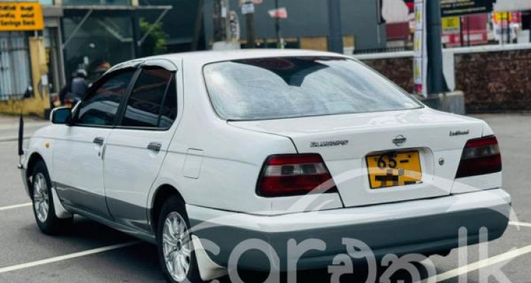 NISSAN BLUEBIRD 1996
