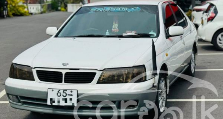 NISSAN BLUEBIRD 1996