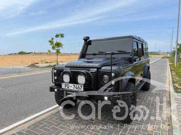 LAND ROVER DEFENDER 2008