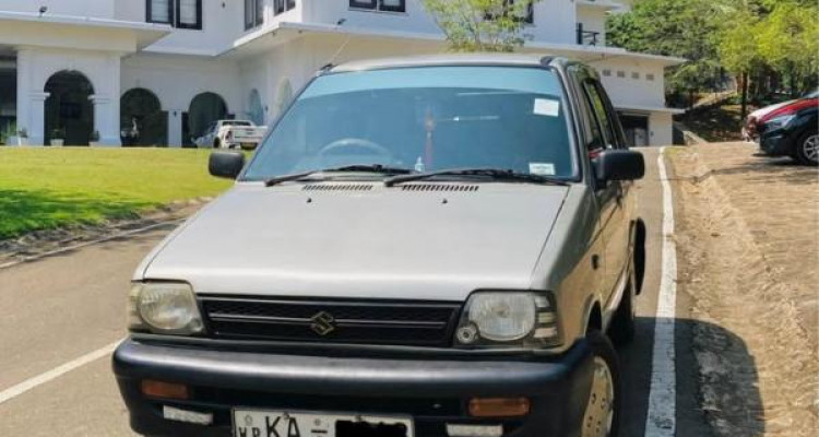 SUZUKI MARUTI 800 2005