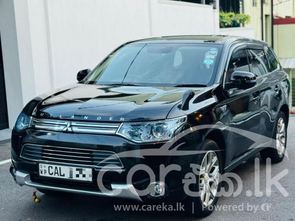 MITSUBISHI OUTLANDER PHEV 2014