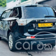 MITSUBISHI OUTLANDER PHEV 2014