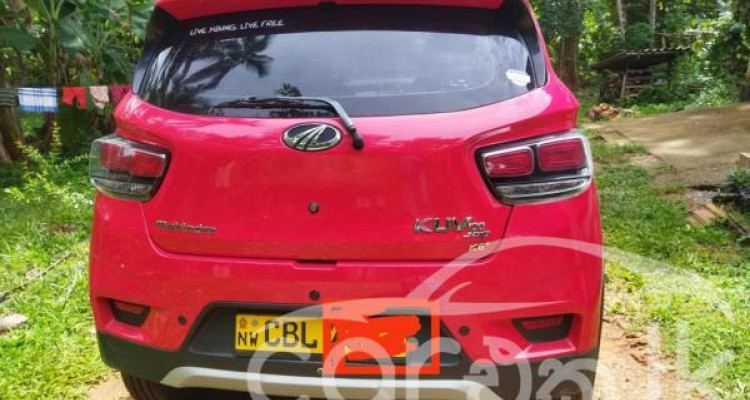 MAHINDRA KUV100 2020