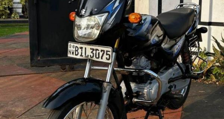 BAJAJ CT100 2019