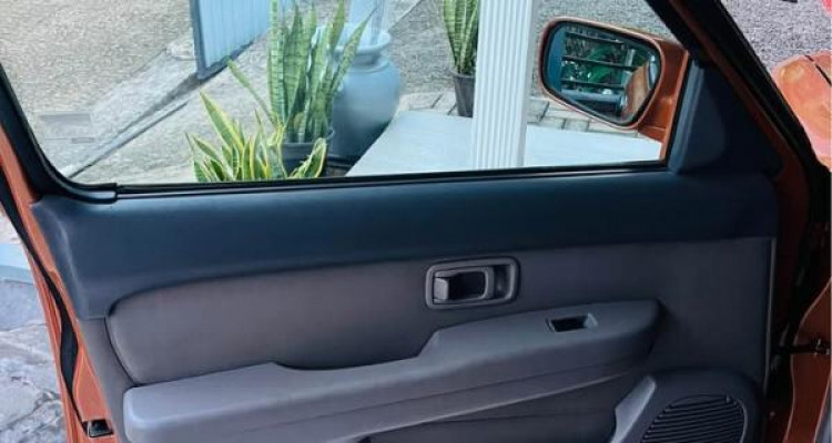 NISSAN MARCH K11 2000