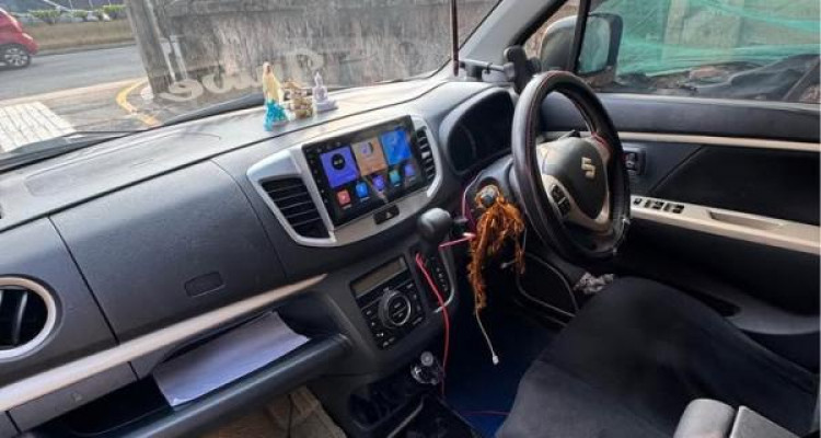 SUZUKI WAGON R STINGRAY 2015