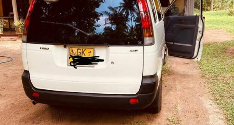 TOYOTA NOAH CR41 1997