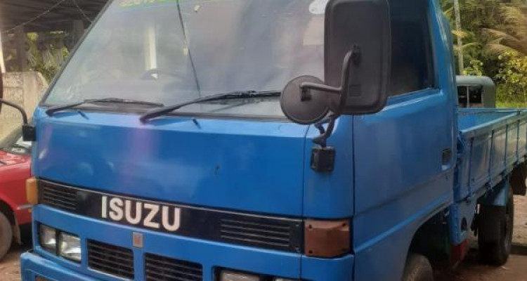 ISUZU 4BA1 1977
