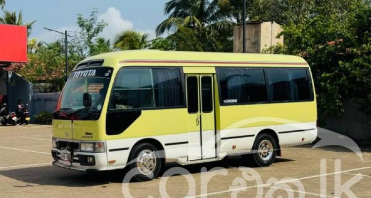 TOYOTA COASTER 2007