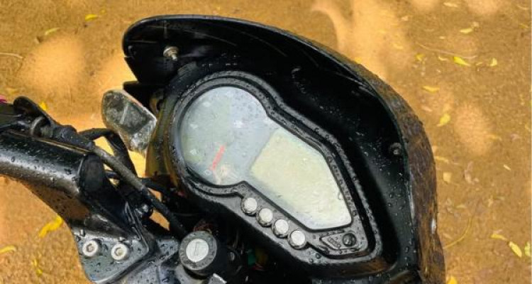 BAJAJ PULSAR 150 2017