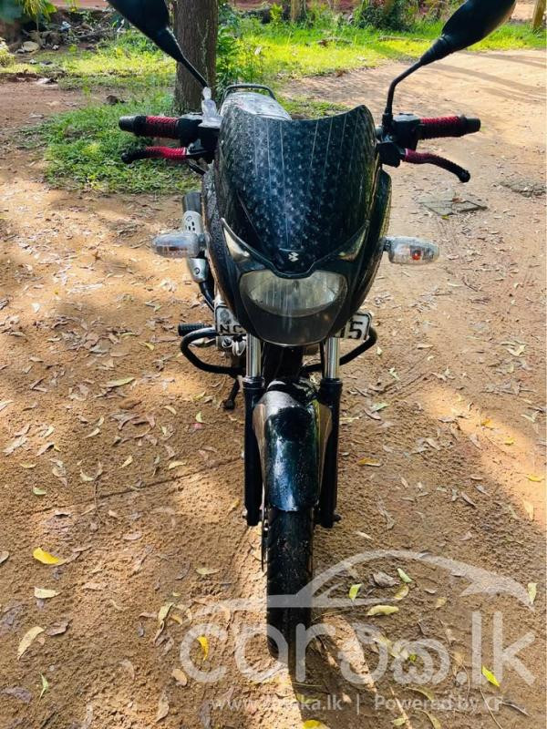 BAJAJ PULSAR 150 2017