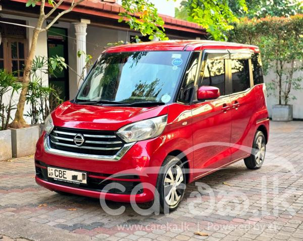 NISSAN DAYZ ROOX 2017