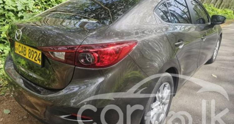 MAZDA 3 2014