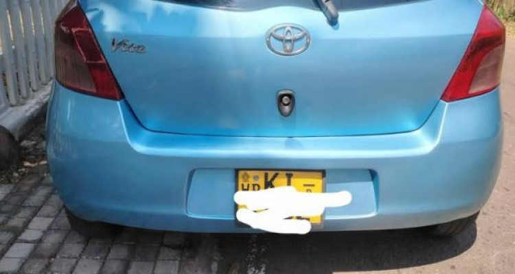 TOYOTA VITZ 2007