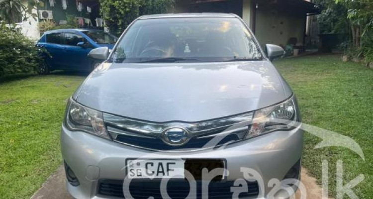 TOYOTA COROLLA AXIO 2015