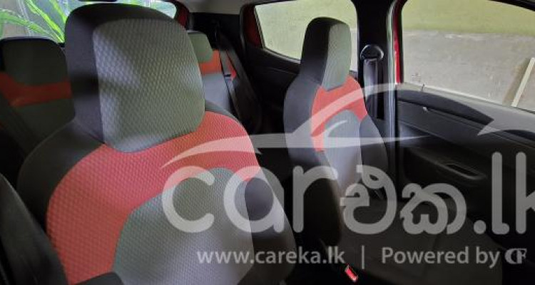 RENAULT KWID RXT 2017