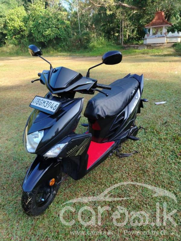 YAMAHA ZR 2018