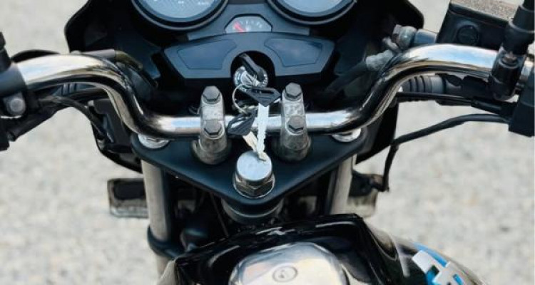 BAJAJ DISCOVER 135 2010