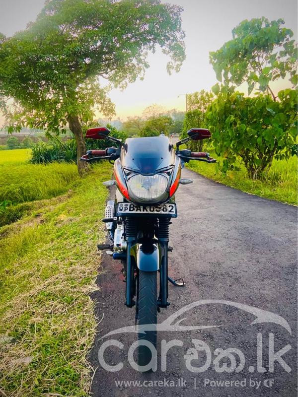 BAJAJ PULSAR 150 2013