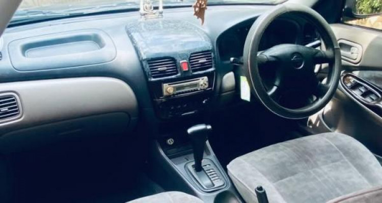 NISSAN SUNNY N16 2001