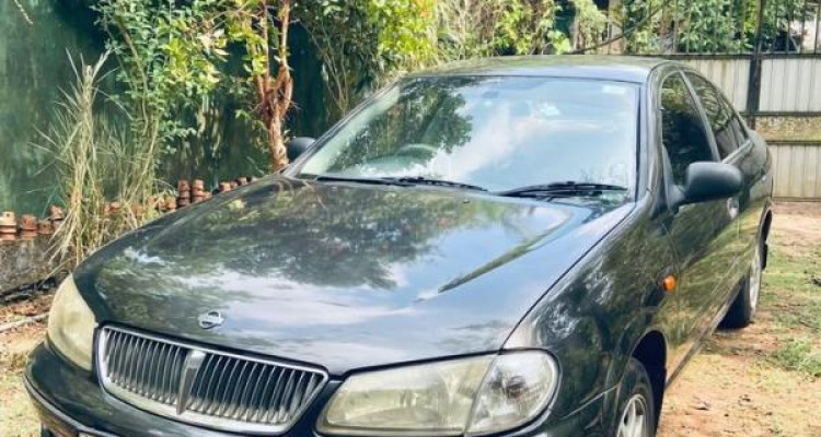 NISSAN SUNNY N16 2001