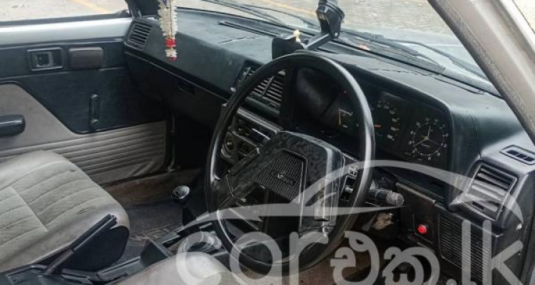 TOYOTA CARINA 1986