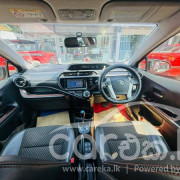 TOYOTA AQUA X URBAN 2015