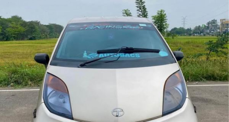 TATA NANO 2011