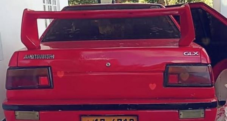 MITSUBISHI LANCER 1987