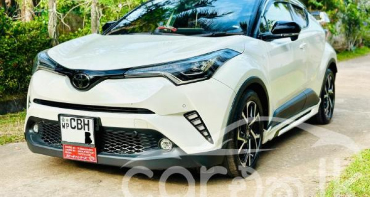 TOYOTA C-HR NGX 10 2019