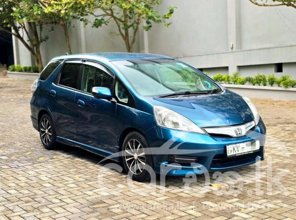 HONDA FIT SHUTTLE 2011