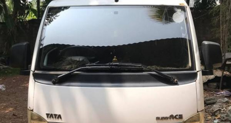 TATA SUPER ACE 2012