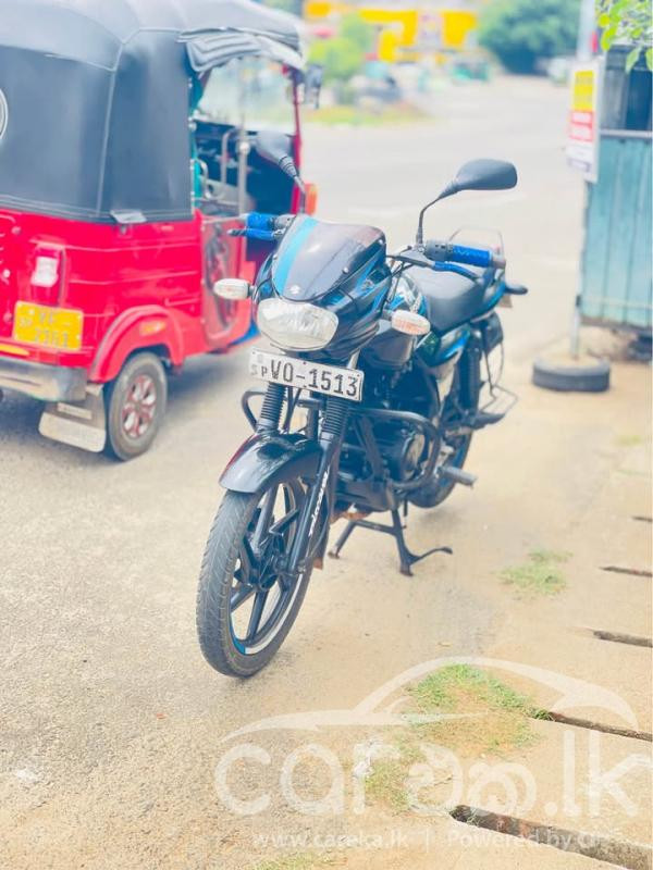 BAJAJ DISCOVER 135 2010